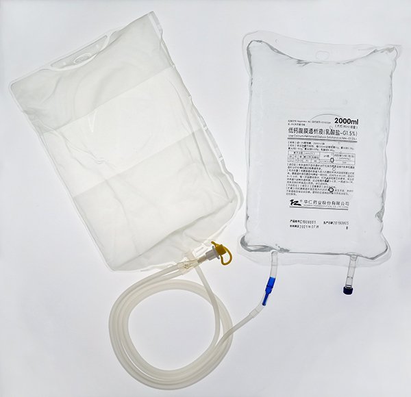 6月17日，公司腹膜透析液在北京隆重上市。7月22日，公司腹膜透析液产品实现首次批量发货。